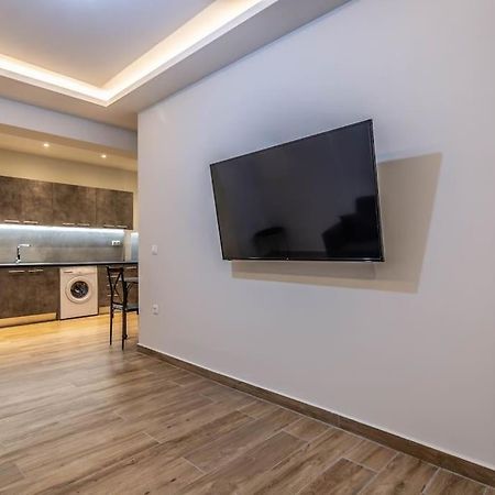 Pollys Place Apartment Атина Екстериор снимка