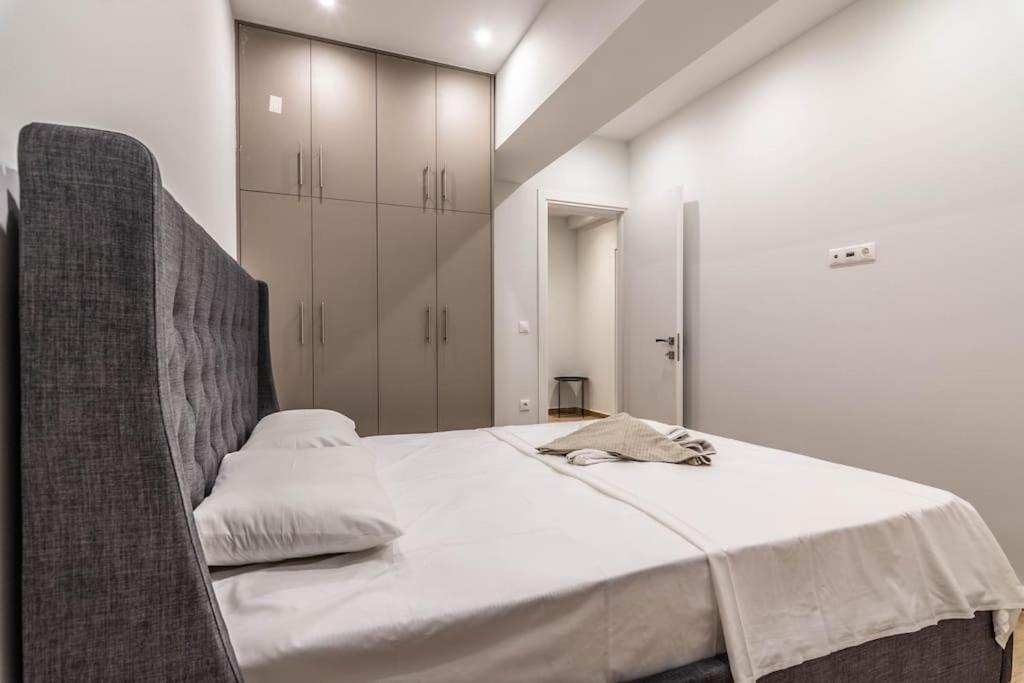 Pollys Place Apartment Атина Екстериор снимка