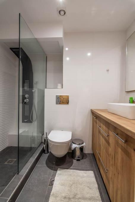 Pollys Place Apartment Атина Екстериор снимка